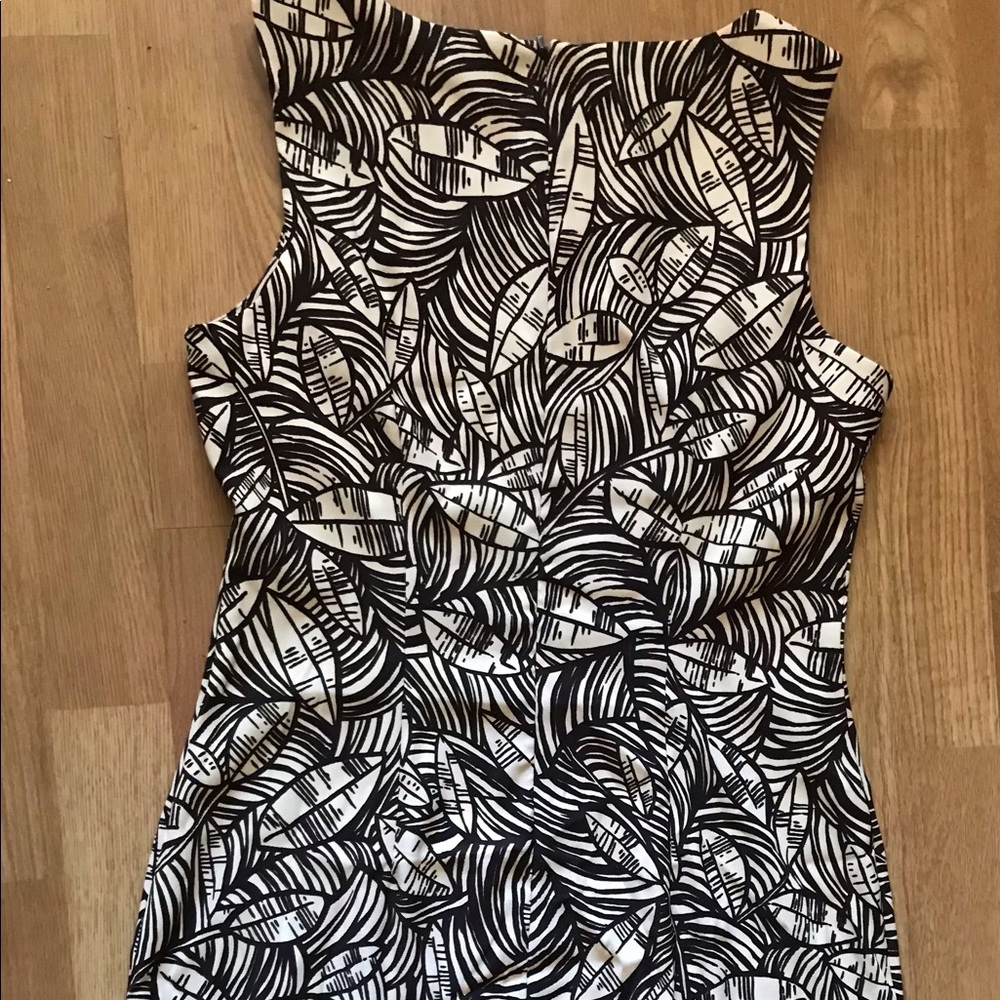 Dress Barn Sheath Dress Size 10 Brown White Cream Jungle Leaf Print Polyester